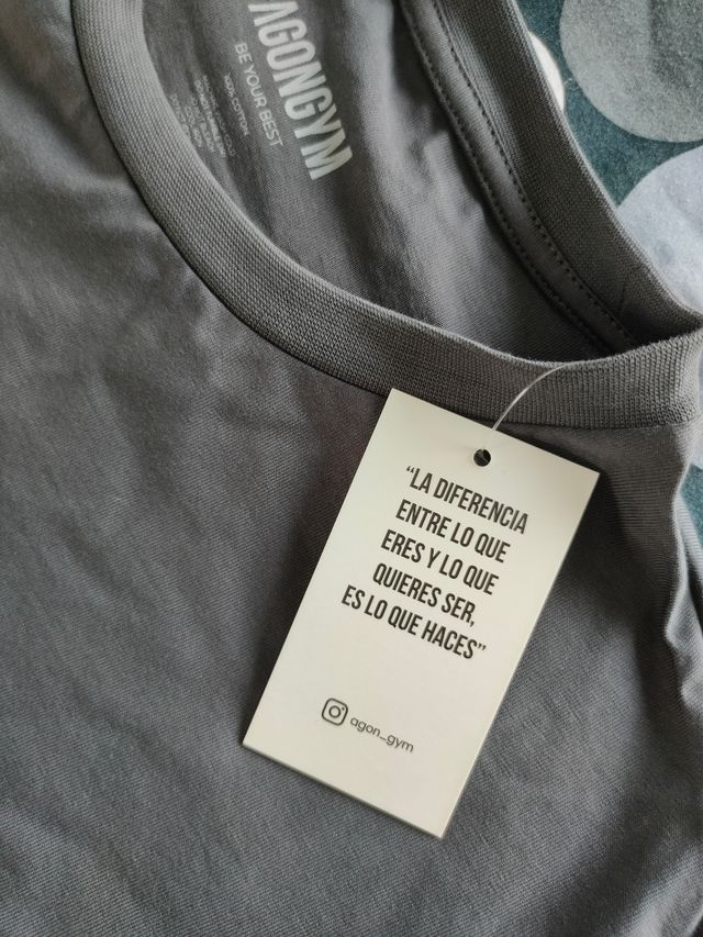 Camiseta Agongym oversize de segunda mano por 25 EUR en Castellbisbal