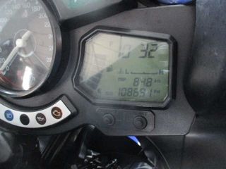 Yamaha FJR 1300 del año 2003, por piezas