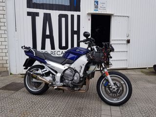 Yamaha FJR 1300 del año 2003, por piezas