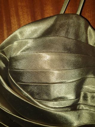 vestido dorado