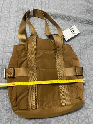 Bolso nylon zara nuevo con etiquetas y guardapolvo