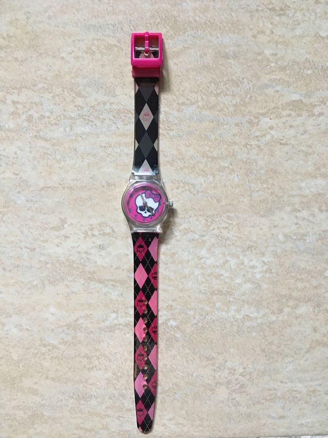 Reloj niña Monster High original 2011