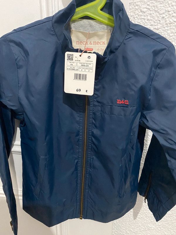 Cazadora de entretiempo. Neck&Neck. Sin estrenar.