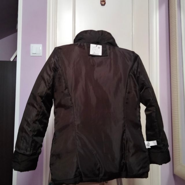 REBAJAS: CHAQUETA PLUMÍFERO DE CHICA