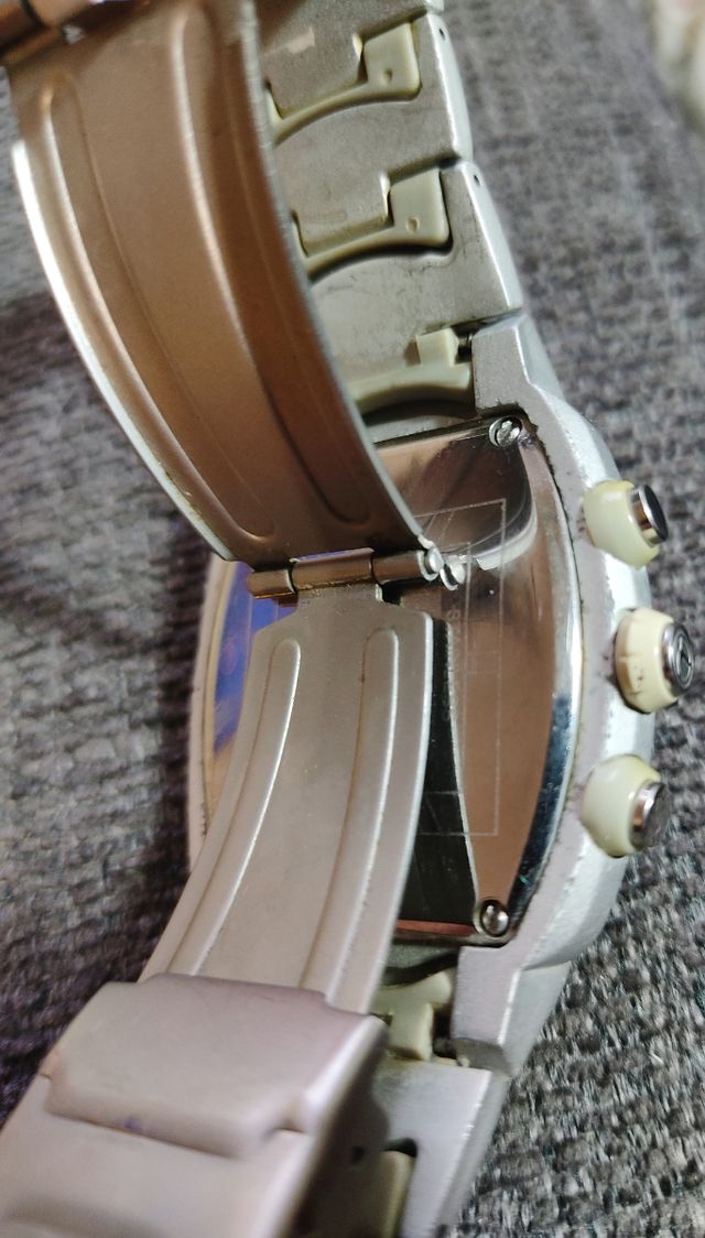 Orologio BREIL Midway V625 5 atm. raro da trovare