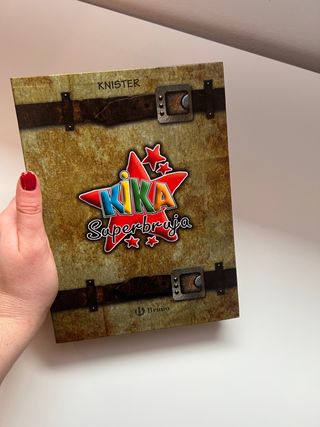 Colección navidad Kika Superbruja