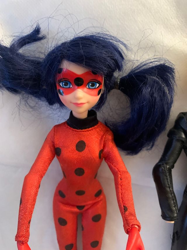 Lote ladybug y Catnoir.