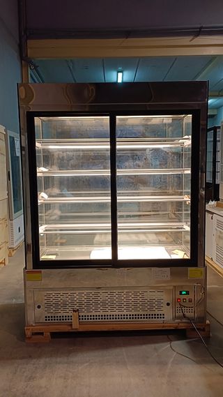vitrina pastelera alta de 1500mm refrigerada