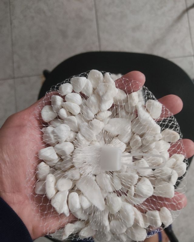 Piedras Pequeñas Blancas
