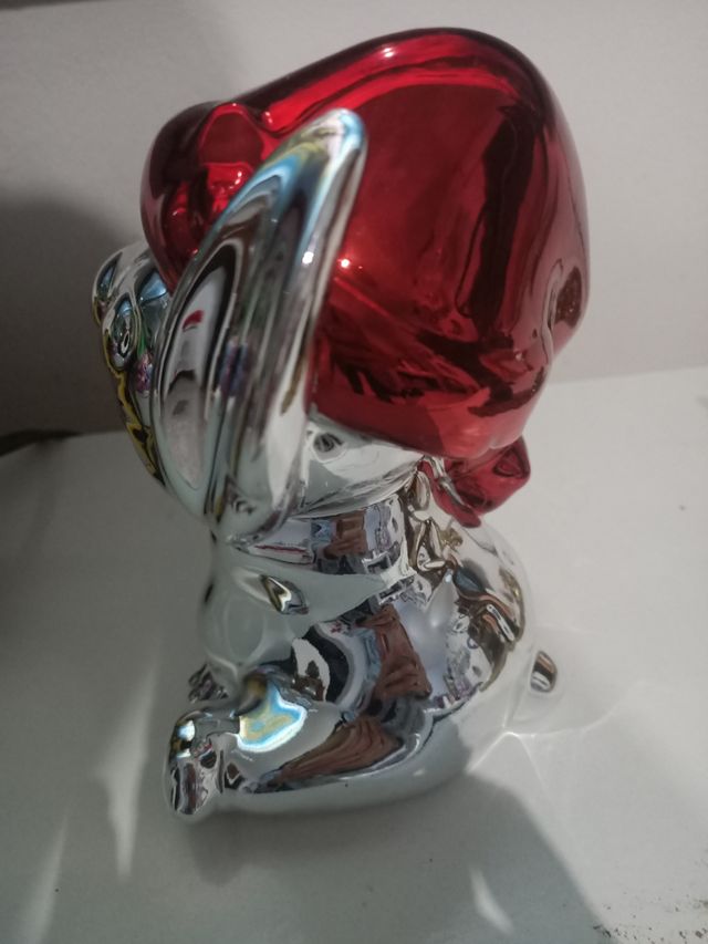 figura de stitch cromada