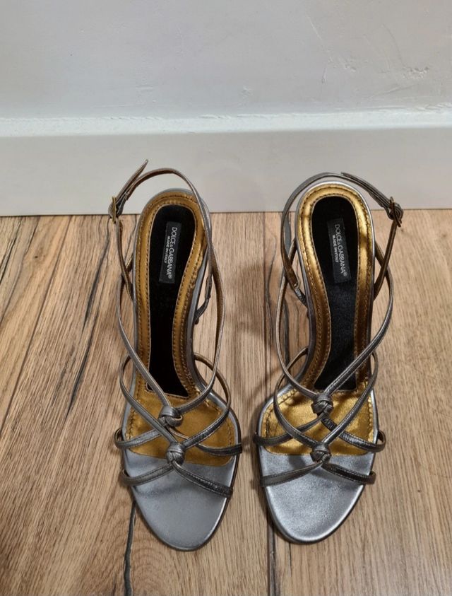 Sandalias plateadas Dolce & Gabanna