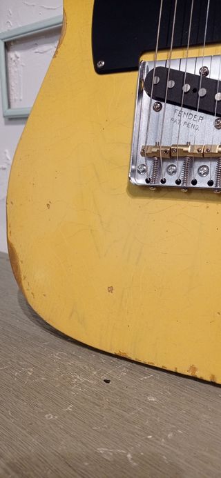 Telecaster blonde craquelada