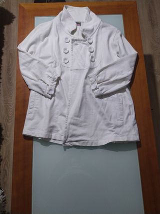 chaqueta blanca entretiempo