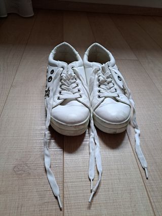 scarpe simil pelle bianche