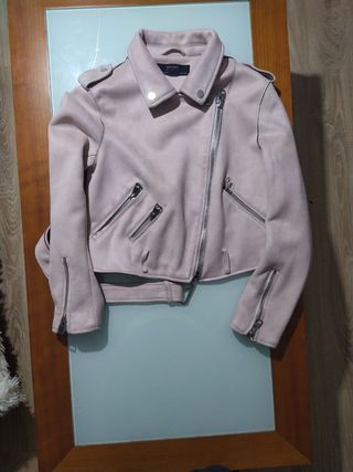 cazadora cremalleras rosa