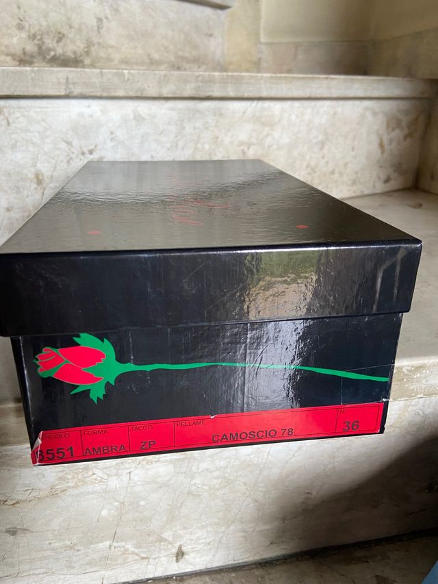 Scarpe Noble's Rose in camoscio