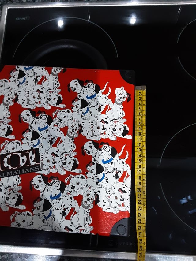 Maletín 101 dálmatas plástico fuerte asa muy nuevo