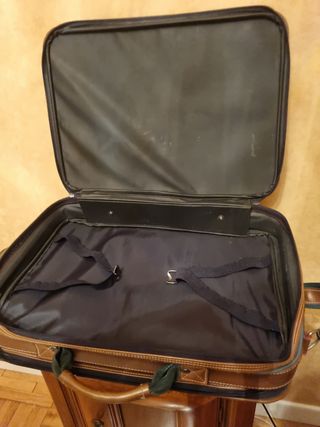 maletín de viaje con correa para colgar