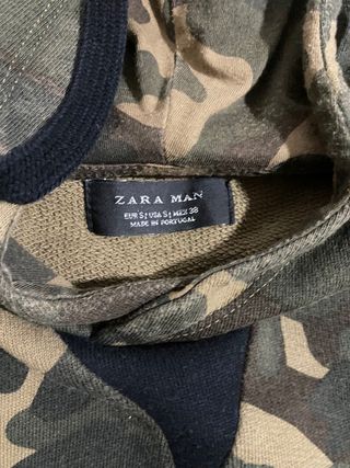 Sudadera de Zara más camiseta de regalo