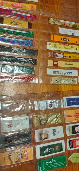 Collezione di bustine di zucchero