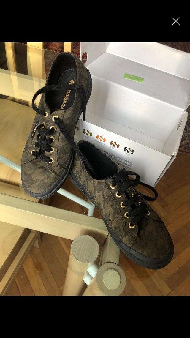 Scarpe Superga mimetiche 