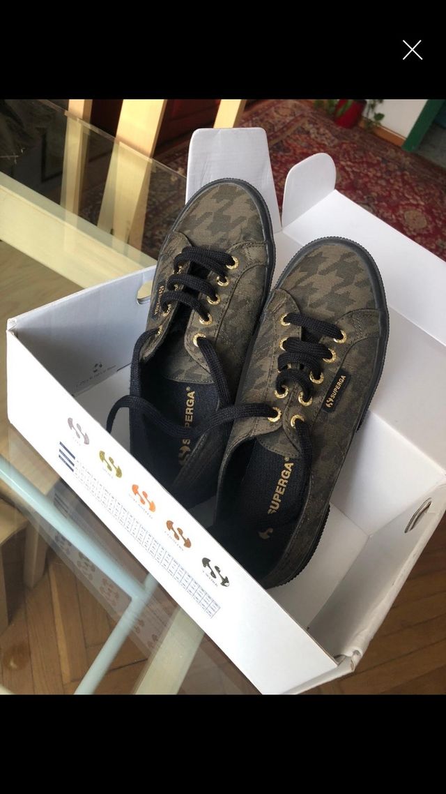 Scarpe Superga mimetiche 
