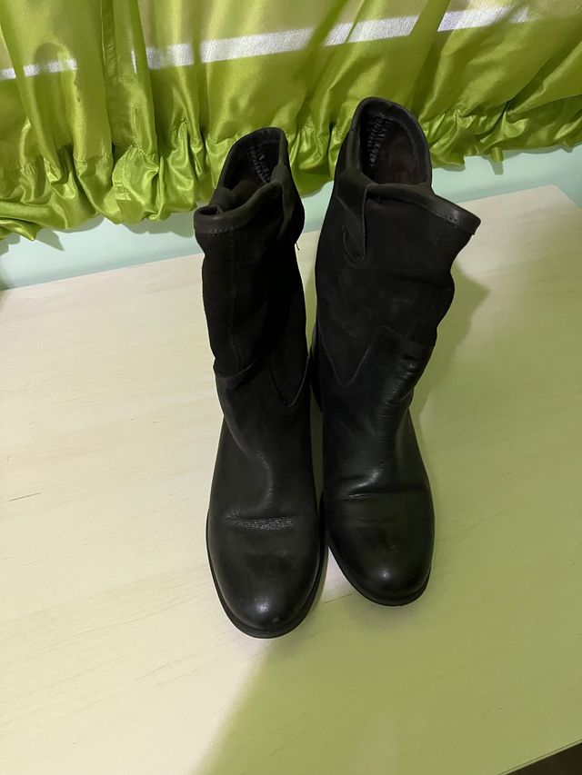 Botas piel