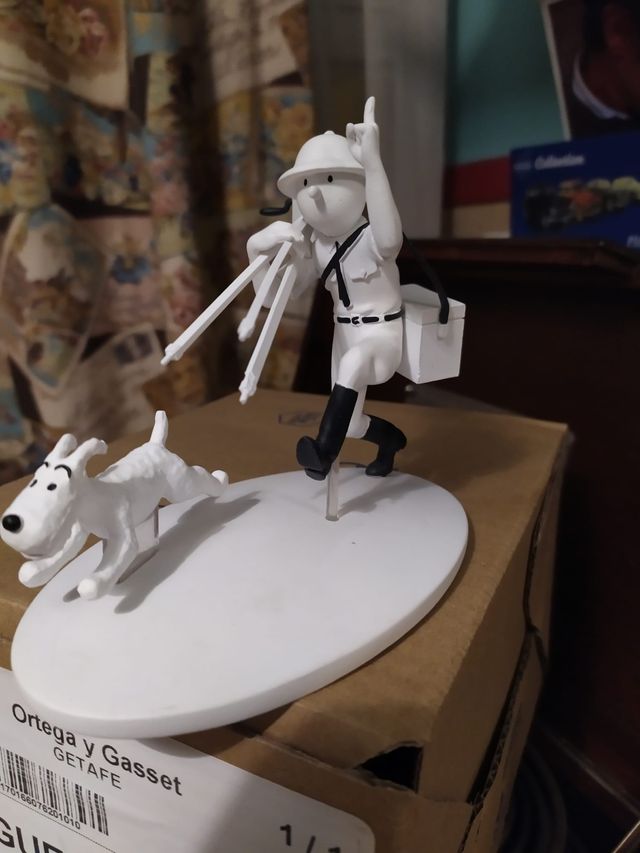 Figura Original TINTIN CiNEASTA Y MILU EN EL CONGO