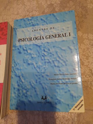 4 libros de Psicología  UNED