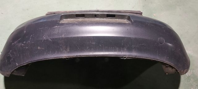 Parachoque trasero Volkswagen Golf 5