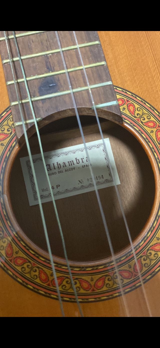 Guitarra Alhambra 4p