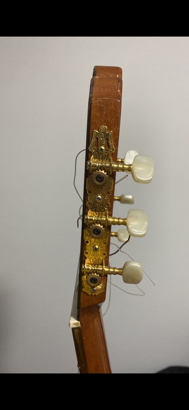 Guitarra Alhambra 4p