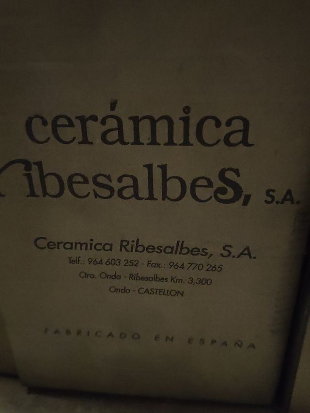 9 euros los dos metros azul brillo