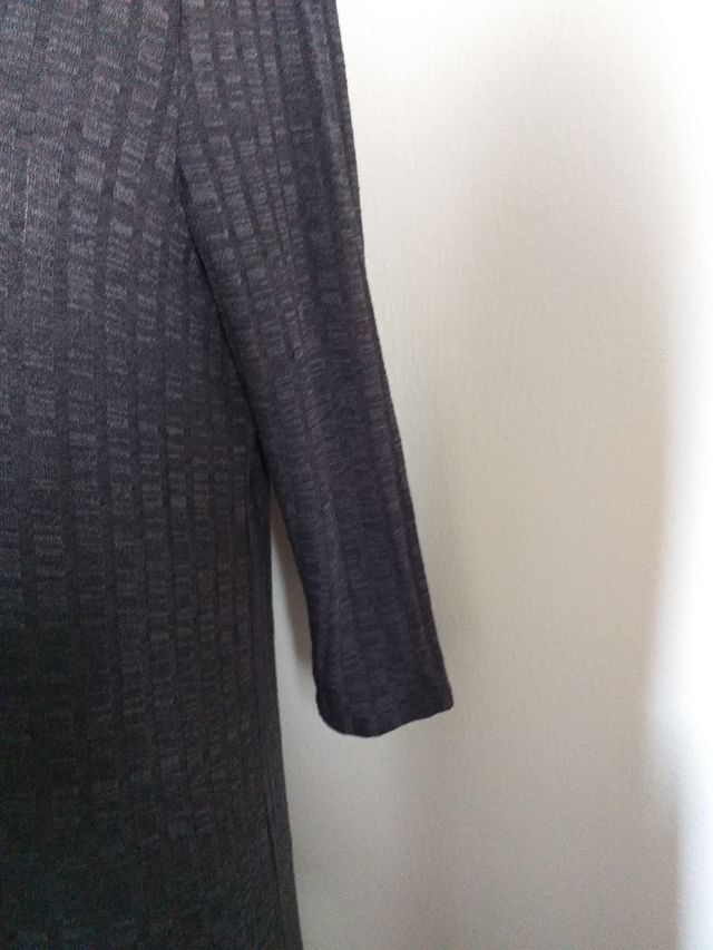 vestido punto gris