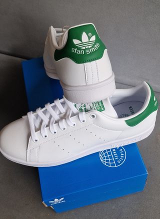 Adidas Stan Smith 44 de segunda mano por 65 EUR en Madrid en WALLAPOP