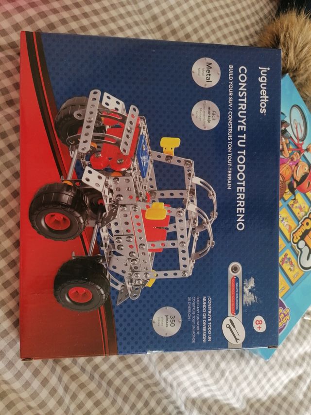 JUEGO NUEVO (sin abrir) CONSTRUYE TU TODOTERRENO