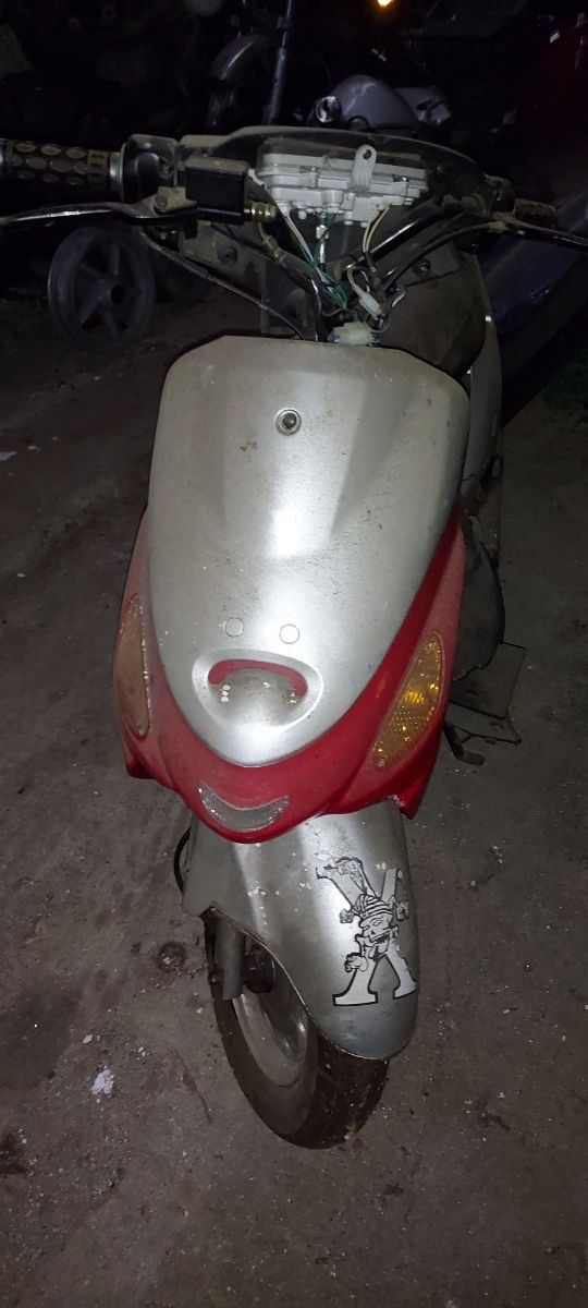 despiece de lifan 125 y otro modelo de 50