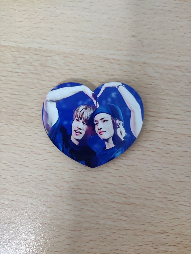 🧲 Imán corazón BTS Jungkook y Taehyung