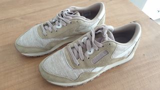 Bambas Reebok color Beige