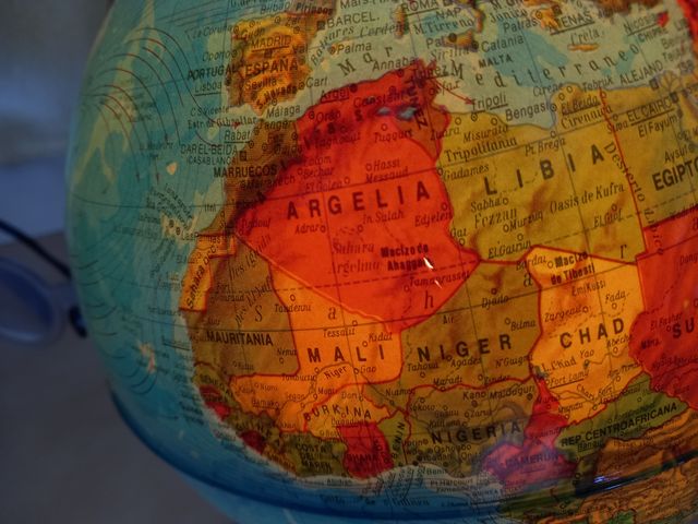 Bola del mundo con luz