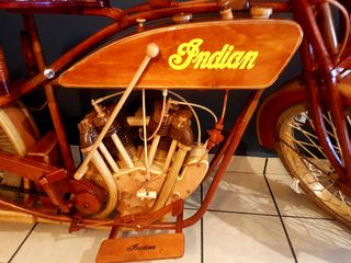Motos de Madera