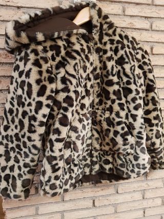 Abrigo niña peluche