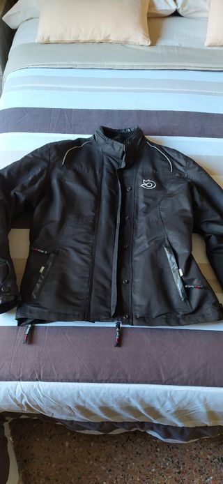 Cazadora moto Riesa(Mujer) Modelo Rocco
