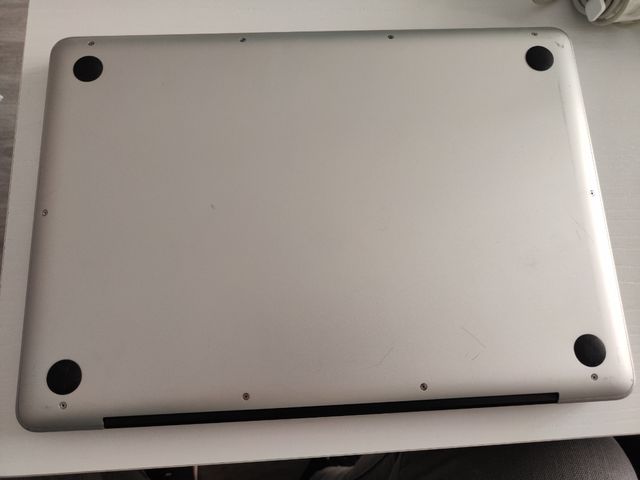 MacBook Pro 2010. 13 pulgadas. Año 2010