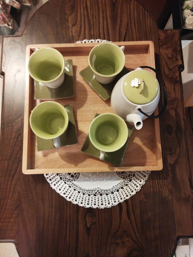 Juego té verde nuevo