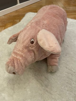 Peluche cerdito Ikea