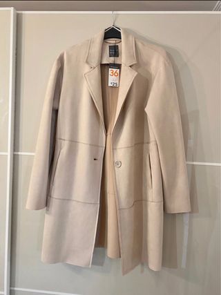 Trench abrigo crudo efecto piel