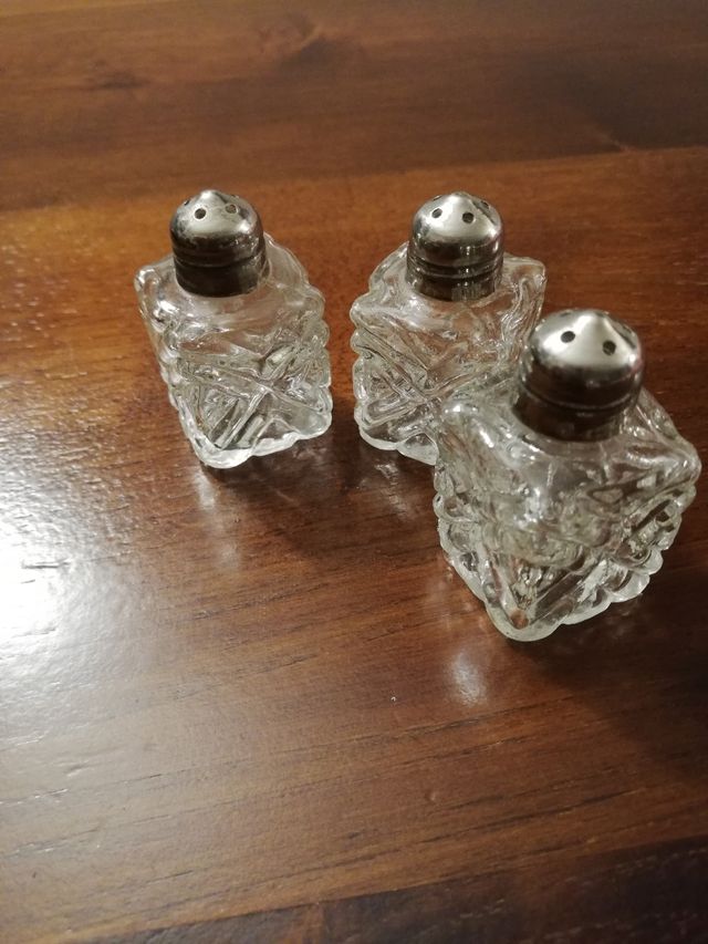 Sale e pepe vintage miniature