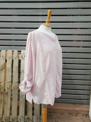 Blusa Marca Violeta. Rebajada