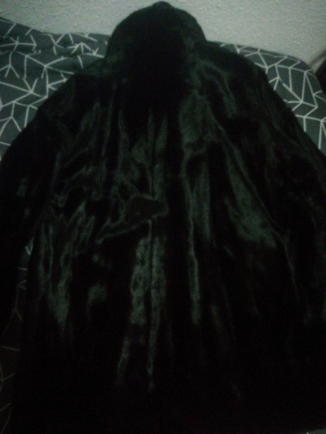 abrigo talla L negro de pelo Zara mujer